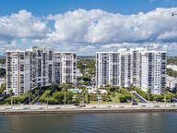 1801 S Flagler Drive, Unit 707, West Palm Beach, FL 33401