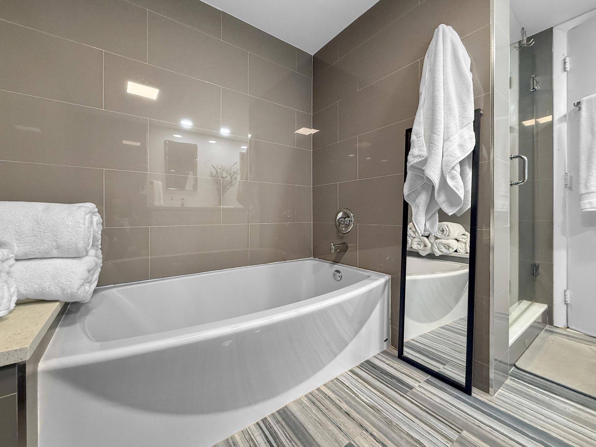 812 N Ocean Boulevard, Unit 503, Pompano Beach, FL 33062 Photo