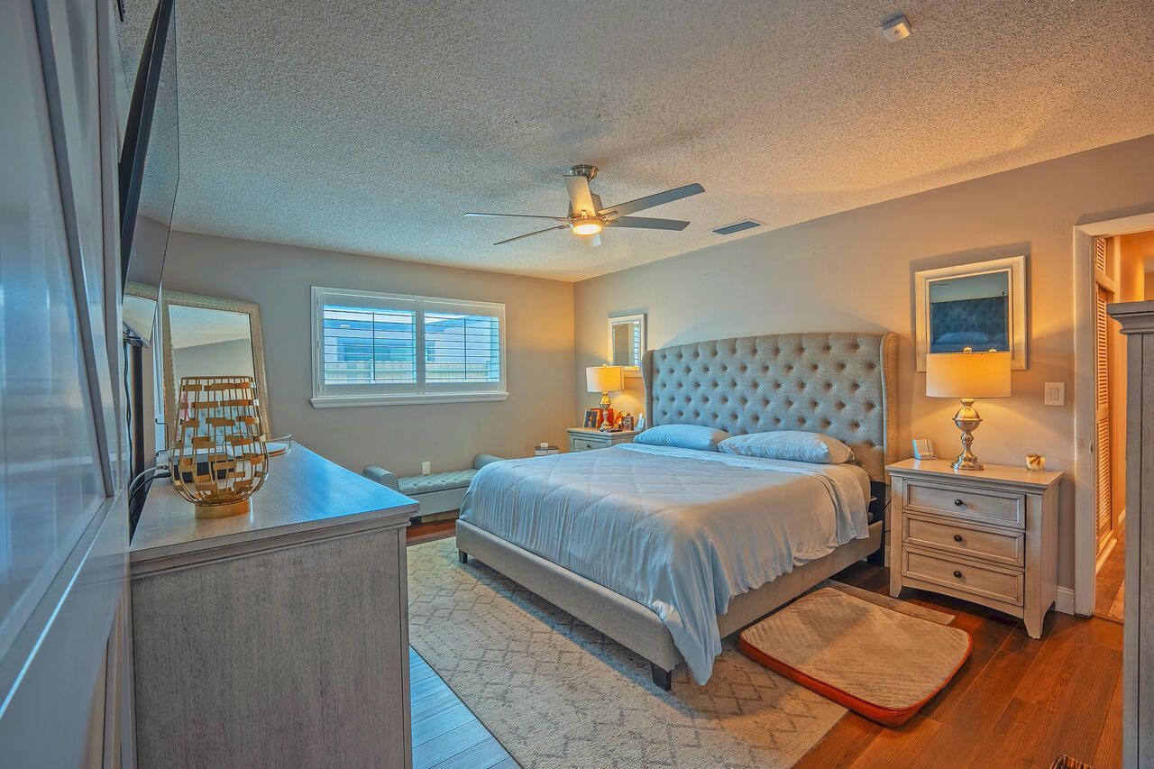 8651 NW 18th Street, Pembroke Pines, FL 33024 Photo