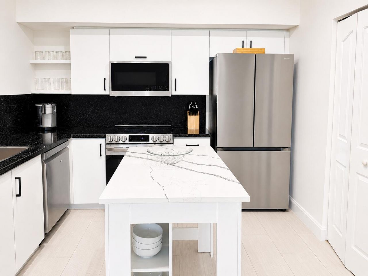 255 NE 3rd Avenue, Unit 2403, Delray Beach, FL 33444 Photo