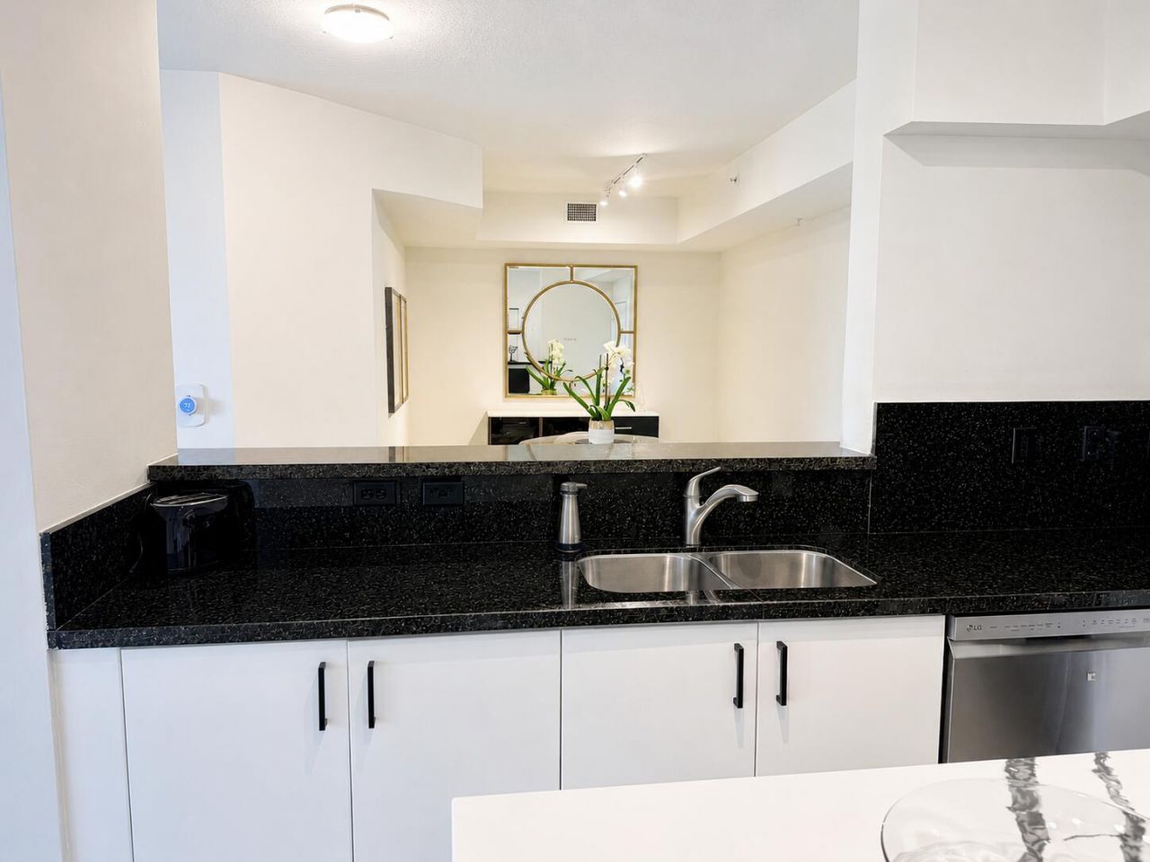 255 NE 3rd Avenue, Unit 2403, Delray Beach, FL 33444 Photo