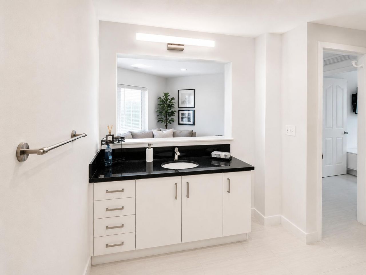 255 NE 3rd Avenue, Unit 2403, Delray Beach, FL 33444 Photo