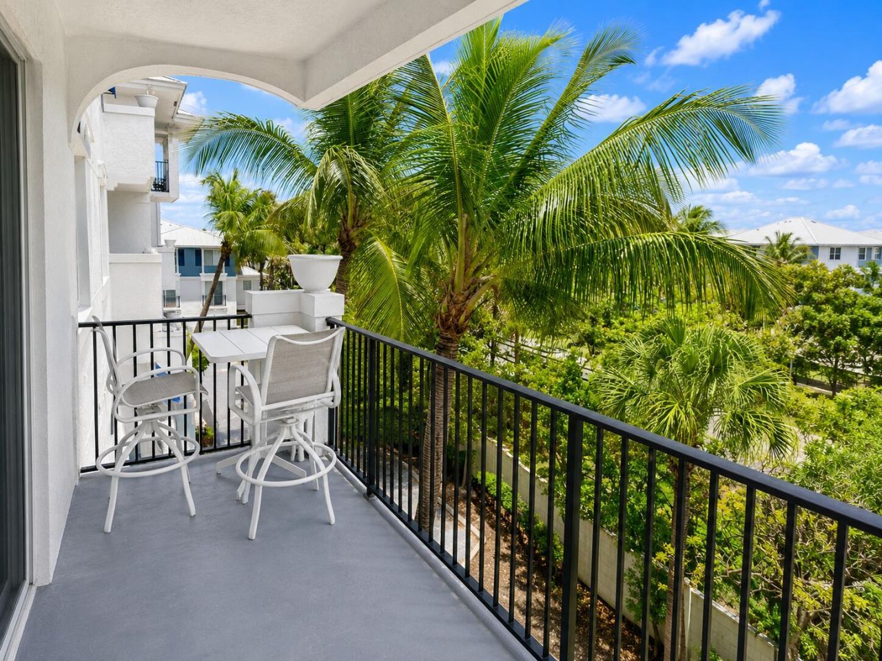 255 NE 3rd Avenue, Unit 2403, Delray Beach, FL 33444 Photo