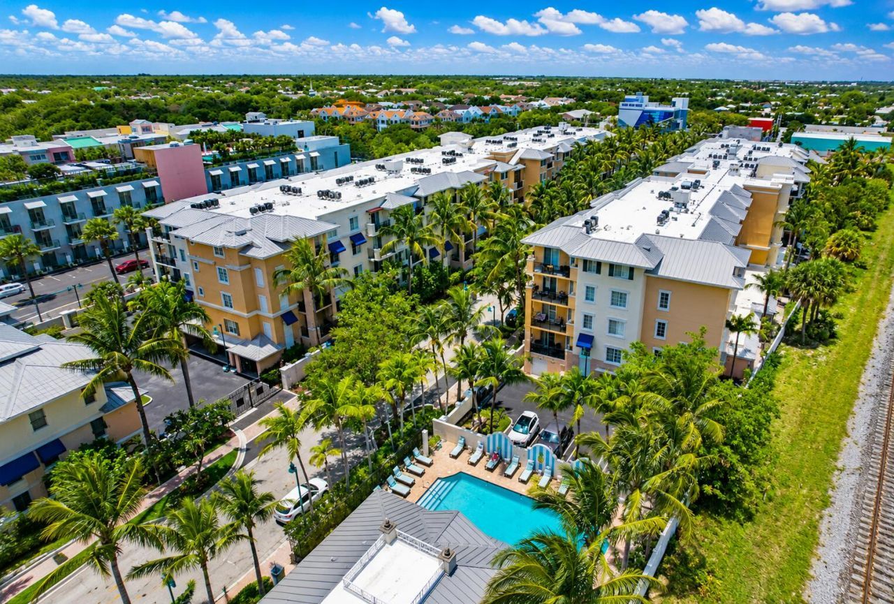 255 NE 3rd Avenue, Unit 2403, Delray Beach, FL 33444 Photo