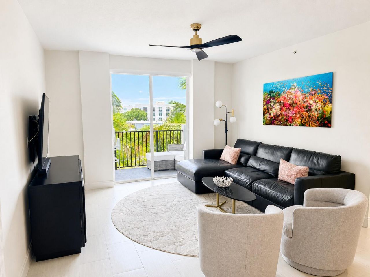 255 NE 3rd Avenue, Unit 2403, Delray Beach, FL 33444 Photo