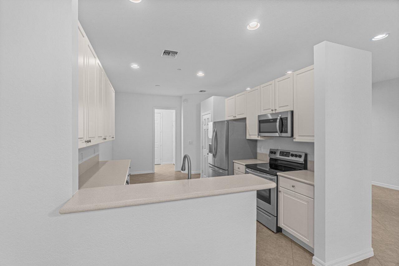 118 Lancaster Road, Boynton Beach, FL 33426 Photo
