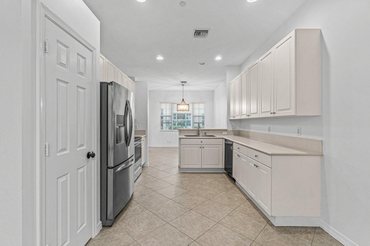 118 Lancaster Road, Boynton Beach, FL 33426 Photo