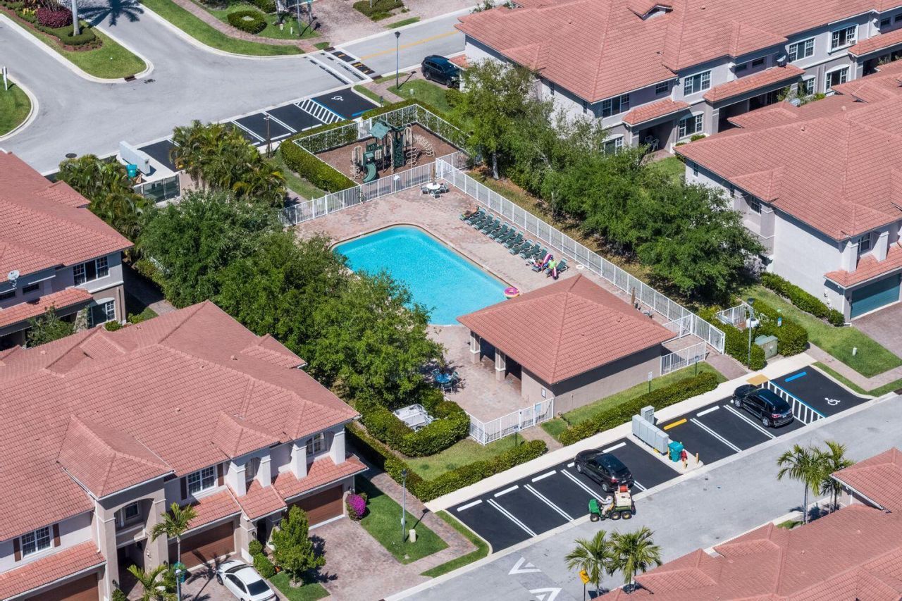 118 Lancaster Road, Boynton Beach, FL 33426 Photo