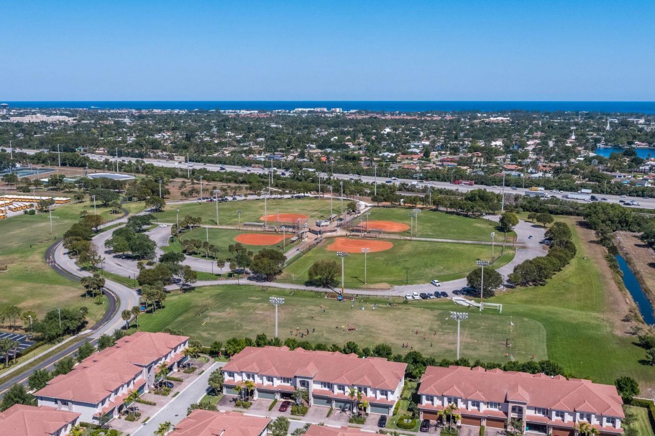 118 Lancaster Road, Boynton Beach, FL 33426 Photo