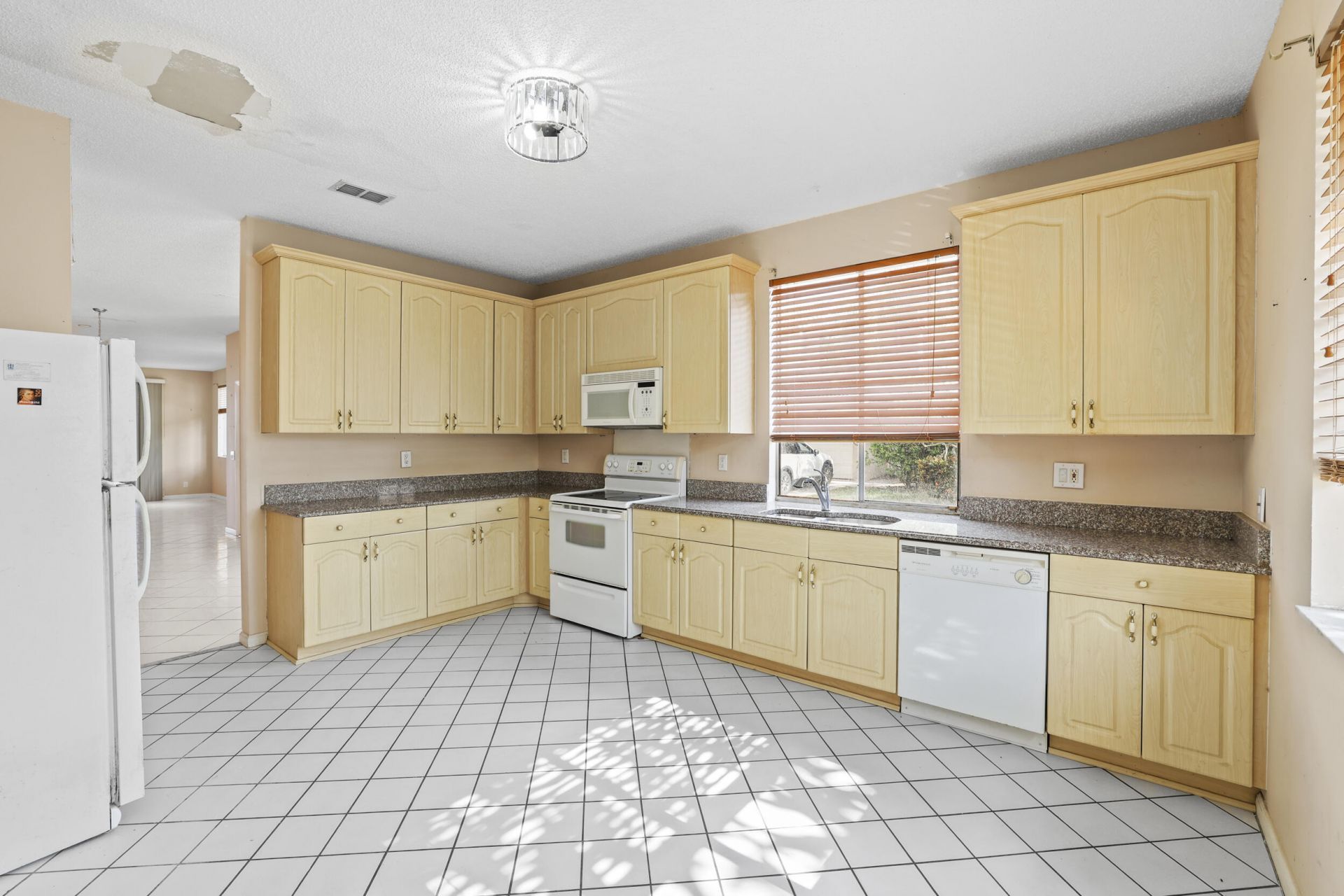 6797 Via Regina, Unit 4, Boca Raton, FL 33433 Photo