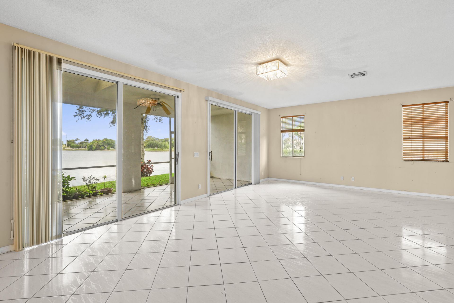 6797 Via Regina, Unit 4, Boca Raton, FL 33433 Photo