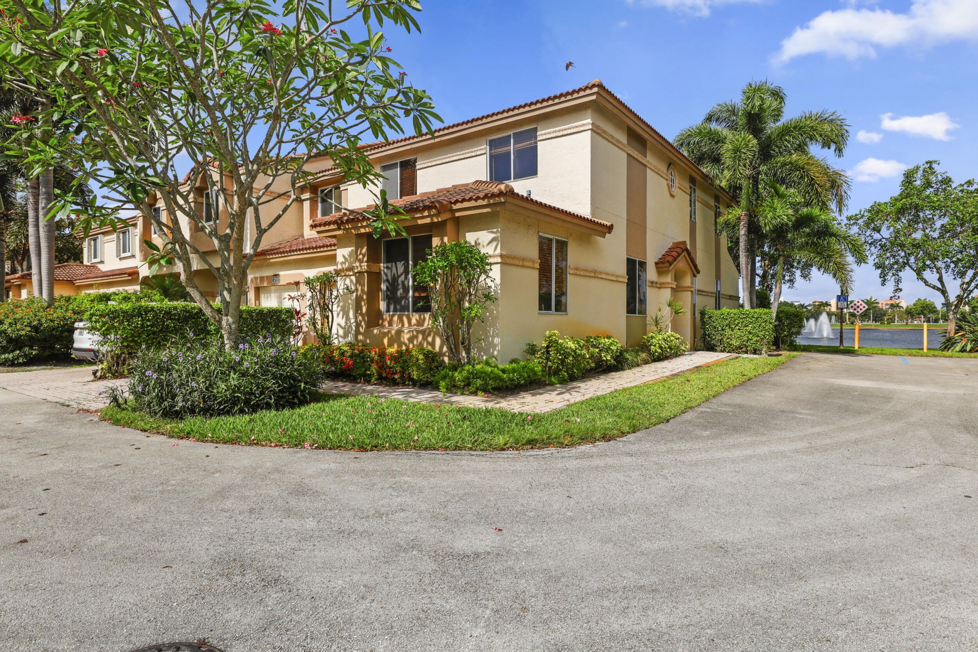 6797 Via Regina, Unit 4, Boca Raton, FL 33433 Photo