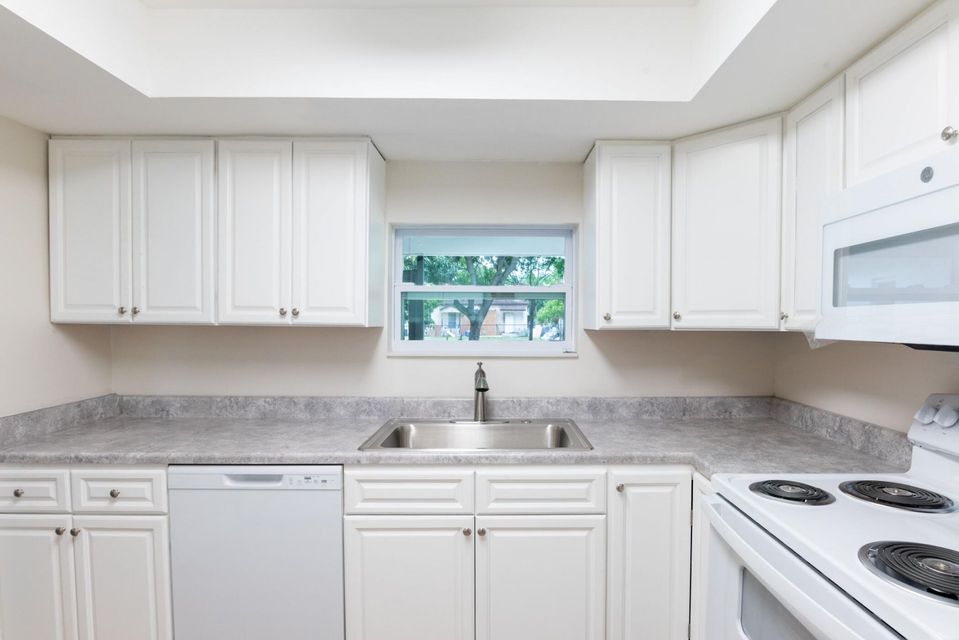 308 Park Avenue, Lake Park, FL 33403 Photo