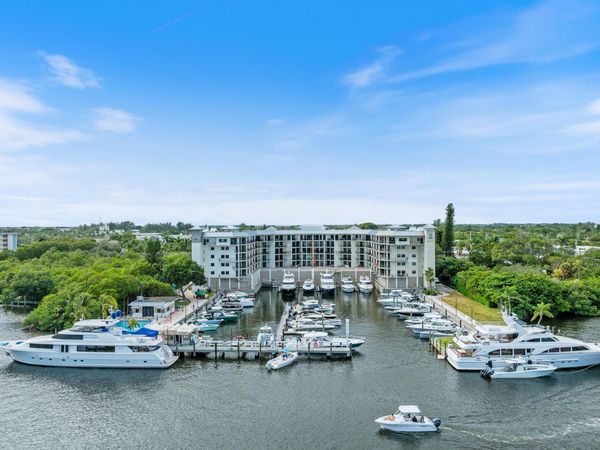 1035 S Federal Highway, Unit 211, Delray Beach, FL 33483