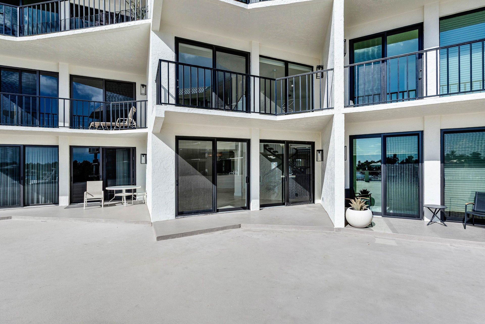 1035 S Federal Highway, Unit 211, Delray Beach, FL 33483 Photo