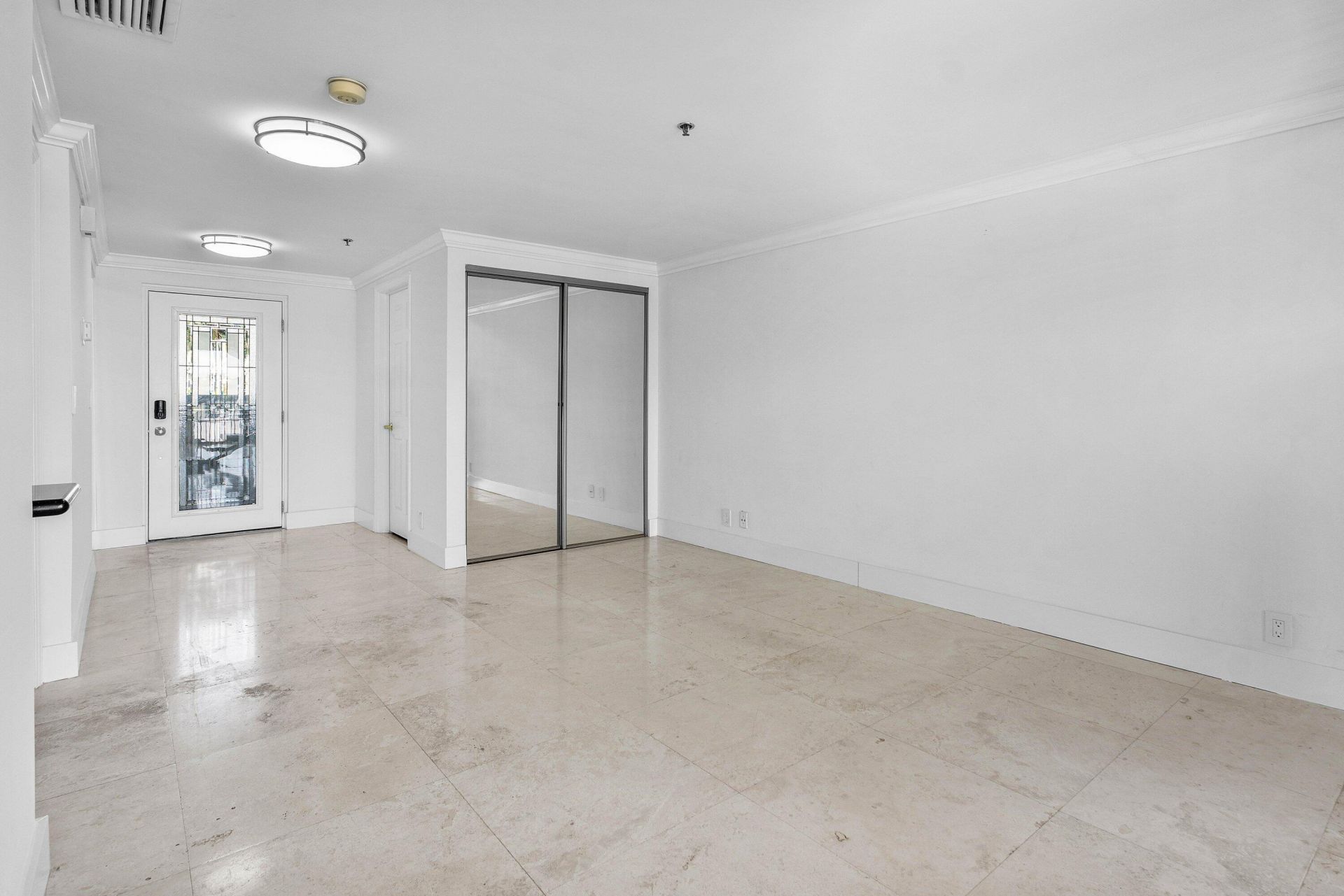 1035 S Federal Highway, Unit 211, Delray Beach, FL 33483 Photo