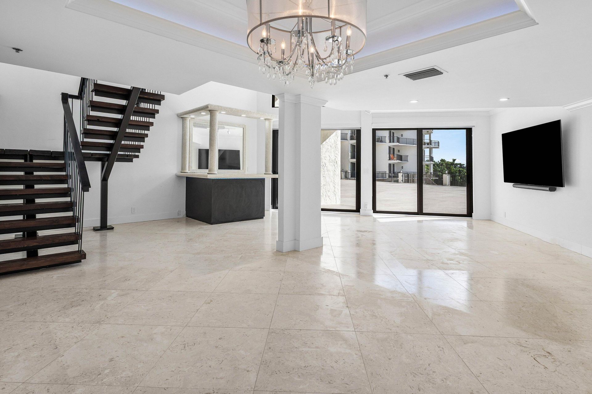 1035 S Federal Highway, Unit 211, Delray Beach, FL 33483 Photo