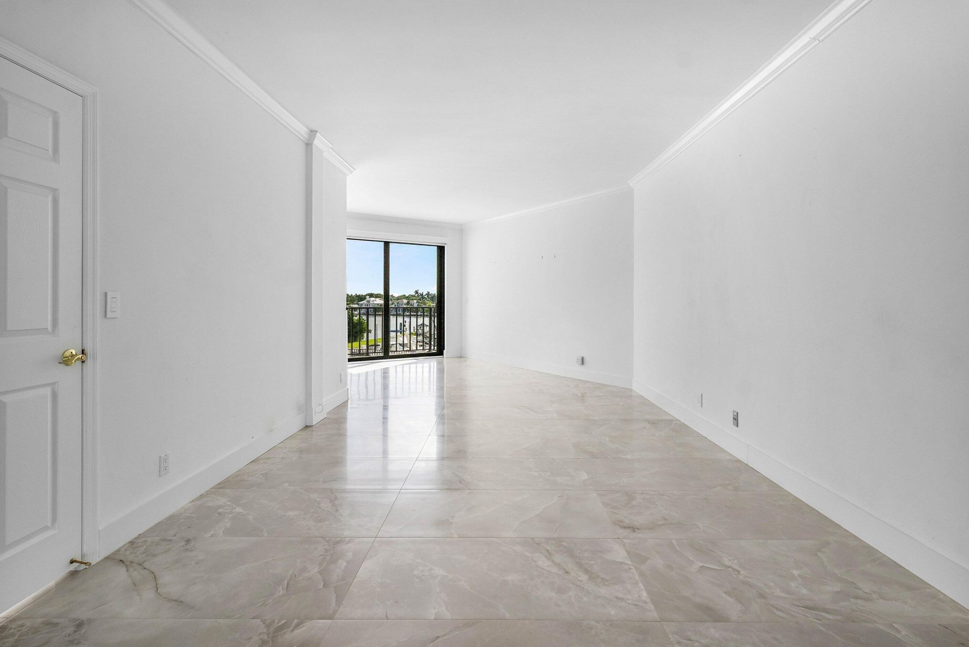 1035 S Federal Highway, Unit 211, Delray Beach, FL 33483 Photo