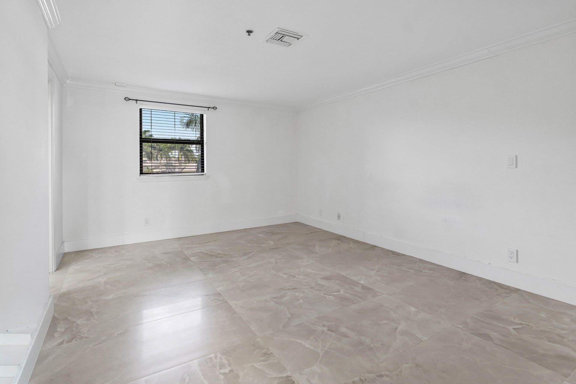 1035 S Federal Highway, Unit 211, Delray Beach, FL 33483 Photo