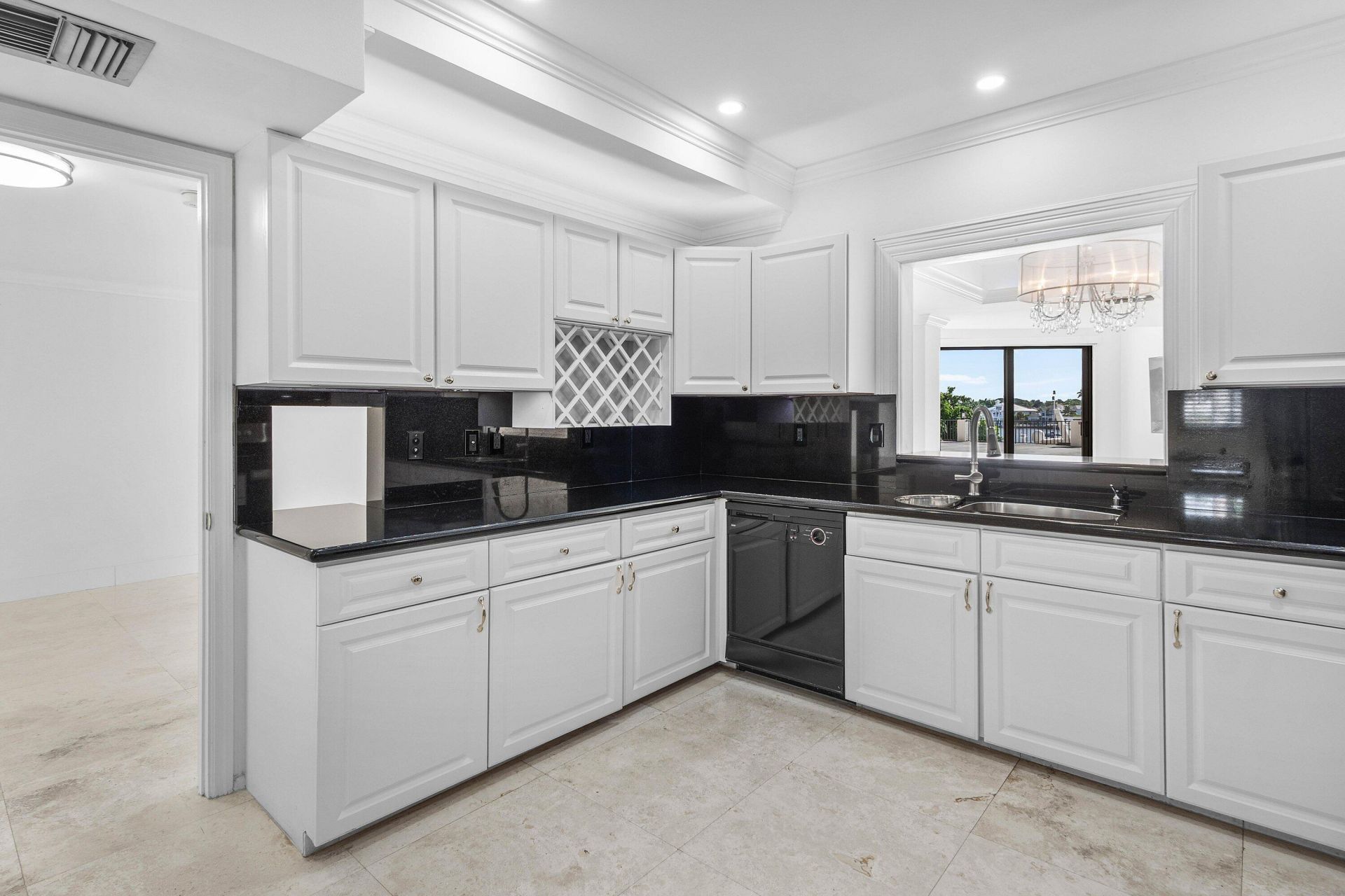 1035 S Federal Highway, Unit 211, Delray Beach, FL 33483 Photo