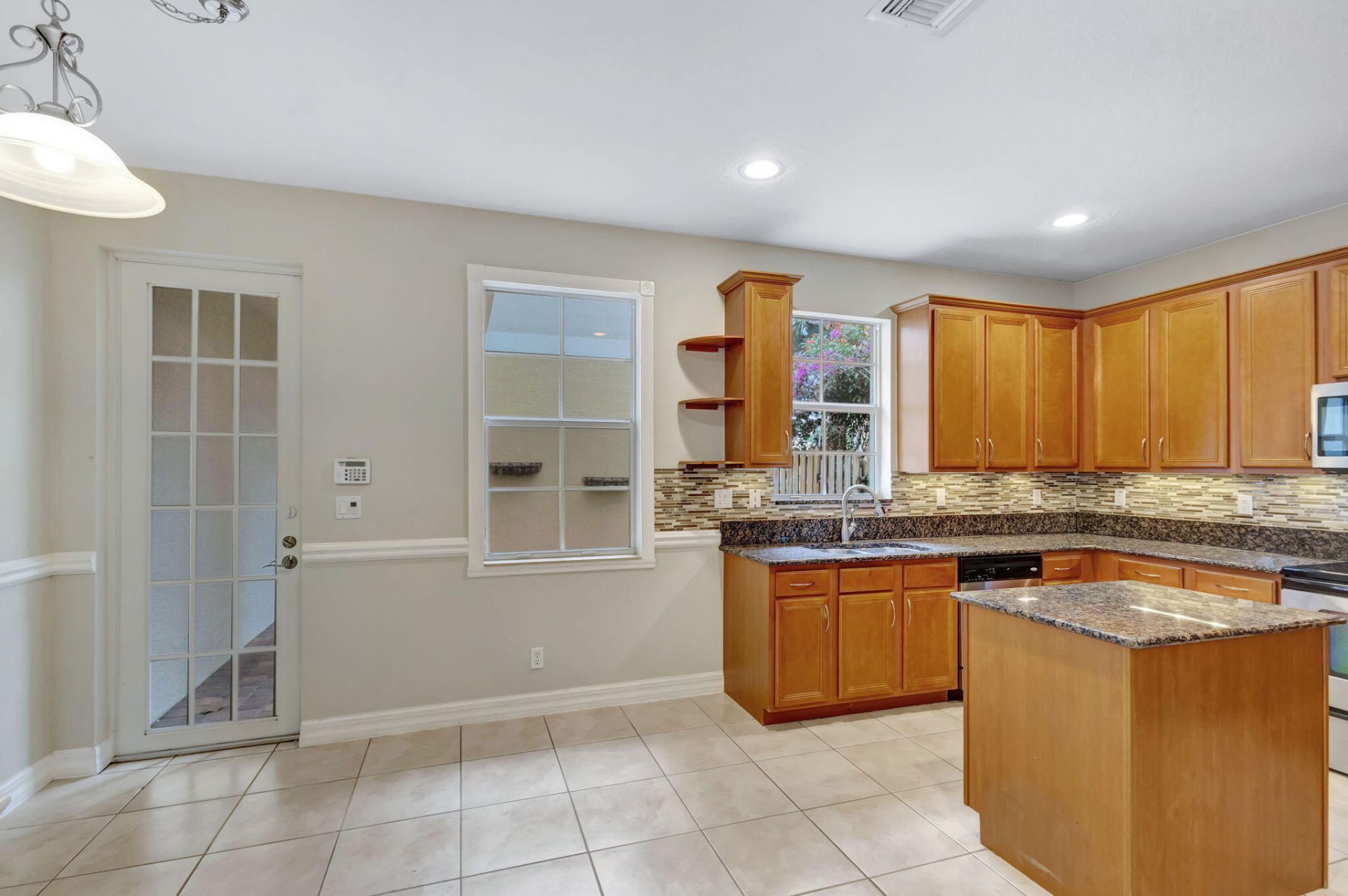 575 Dakota Drive, Jupiter, FL 33458 Photo