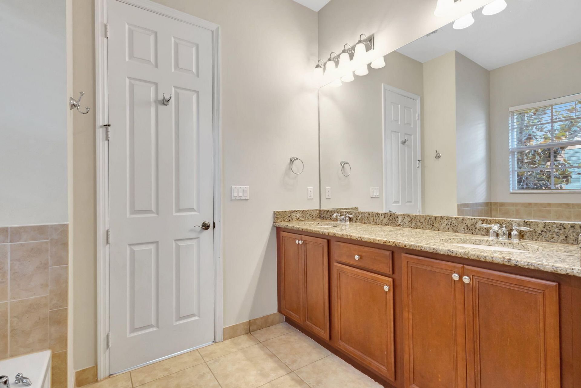 575 Dakota Drive, Jupiter, FL 33458 Photo