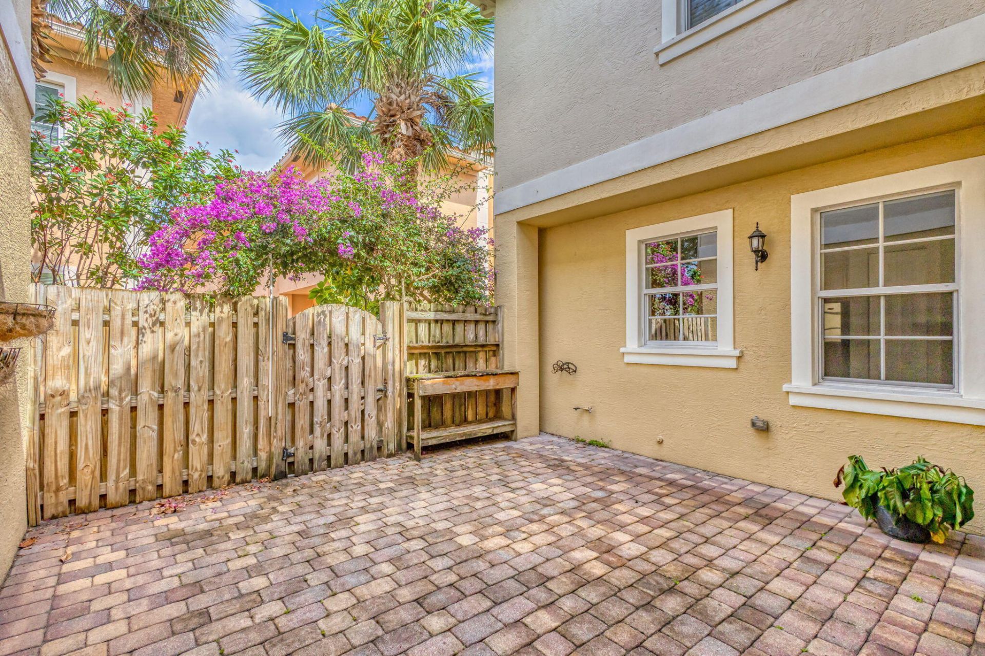 575 Dakota Drive, Jupiter, FL 33458 Photo