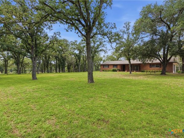 4450 Old Seguin Luling Road , Seguin, TX 78155