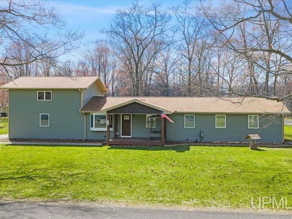 308 Ketcham Street, Gladstone, MI 49829