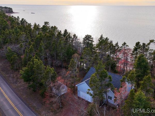 5877 Five Mile Point Road, Allouez Twp, MI 49805