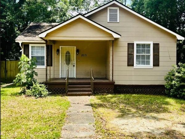 2071 N Gimon Circle, Mobile, AL 36605