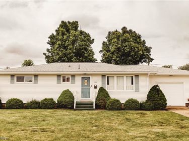 1337 Canoe Lane, Coshocton, OH 43812