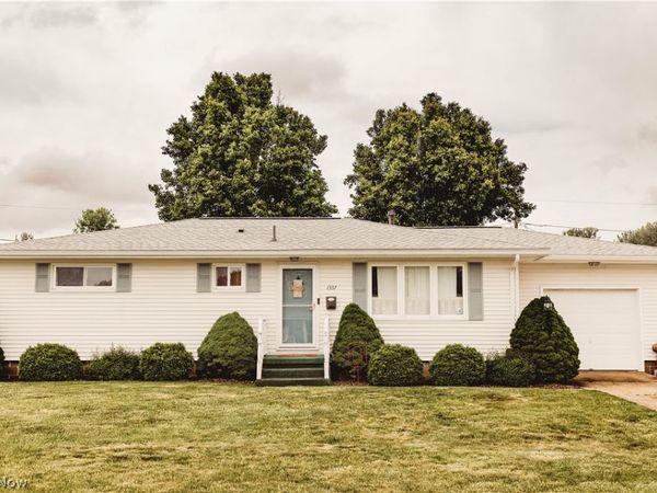 1337 Canoe Lane , Coshocton, OH 43812