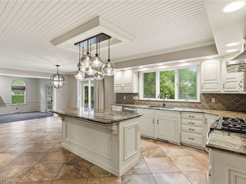 8315 Misty Ridge Trail, Poland, OH 44514 Photo 15