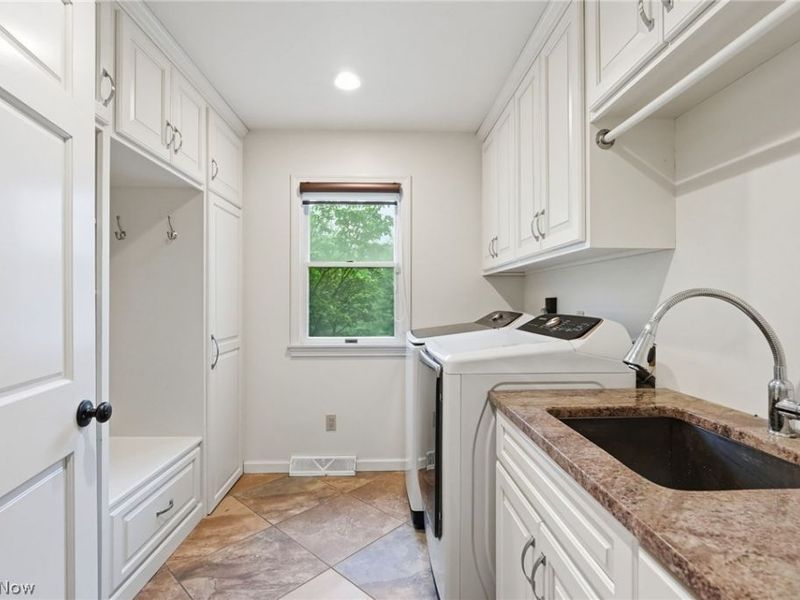 8315 Misty Ridge Trail , Poland, OH 44514 Photo 23