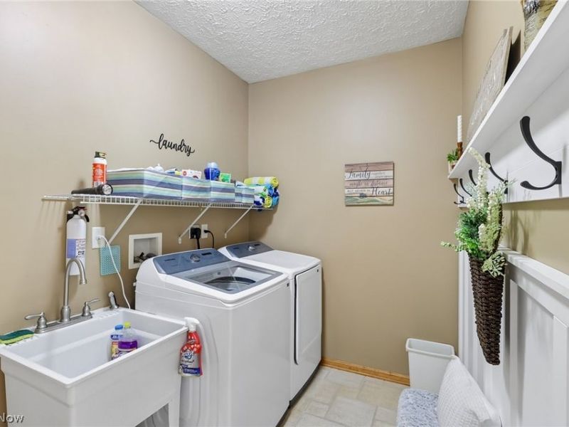 1250 Orchard Glen Drive, Amherst, OH 44001 Photo 18