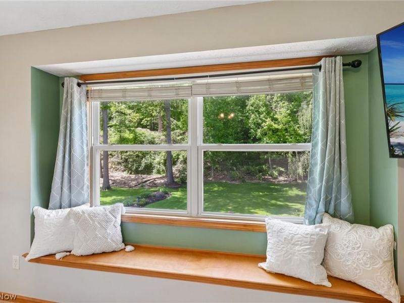 1250 Orchard Glen Drive, Amherst, OH 44001 Photo 34