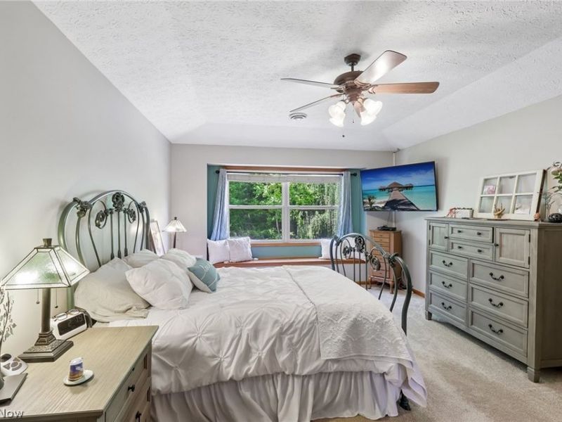 1250 Orchard Glen Drive, Amherst, OH 44001 Photo 35