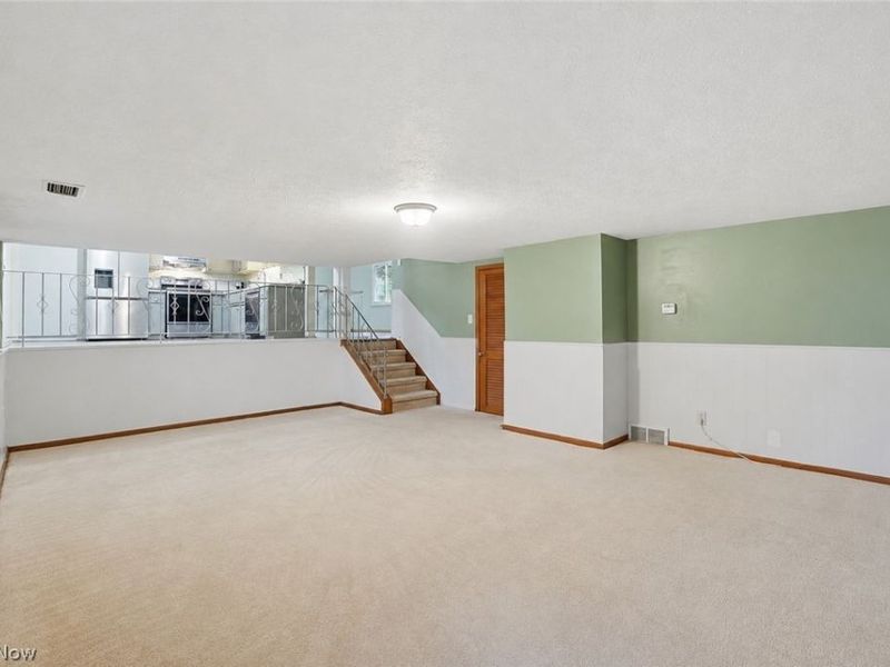 4492 Camellia Lane, North Olmsted, OH 44070 Photo 9