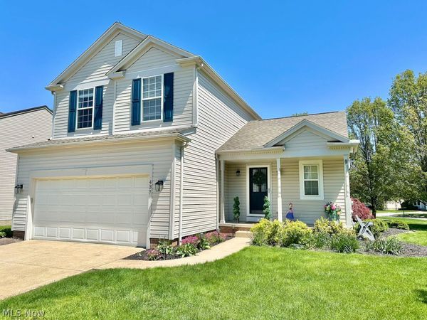 437 Carrington Lane , Broadview Heights, OH 44147