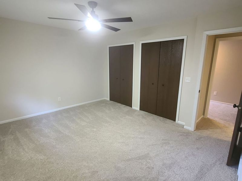 27384 Linwood Circle, North Olmsted, OH 44070 Photo 16