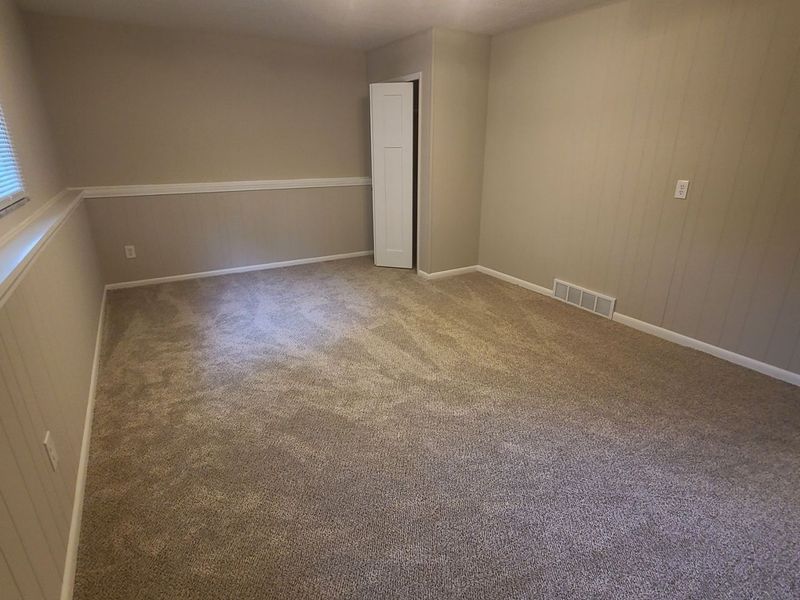 27384 Linwood Circle, North Olmsted, OH 44070 Photo 23