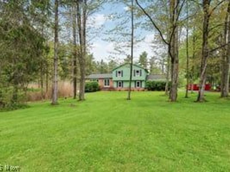 11620 Fowlers Mill Road, Chardon, OH 44024 Photo 4