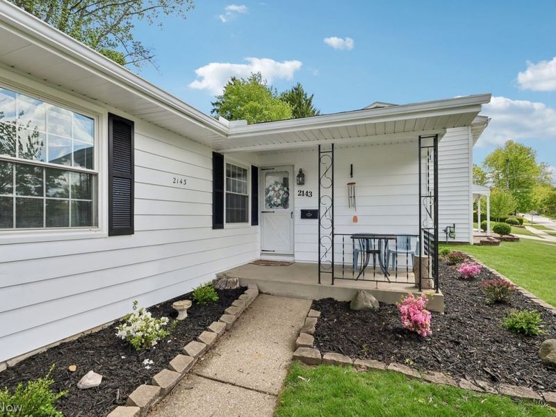 2143 Issaquah Street, Cuyahoga Falls, OH 44221 Photo 2
