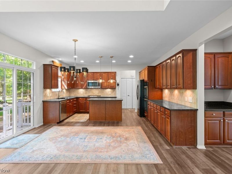 37903 Heron Lane, Avon, OH 44011 Photo 24