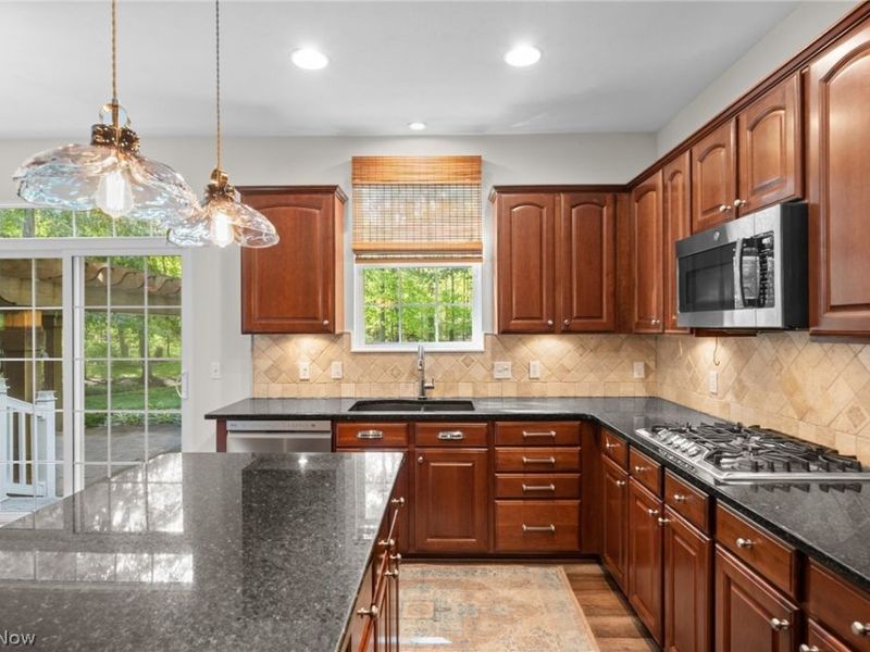 37903 Heron Lane, Avon, OH 44011 Photo 26