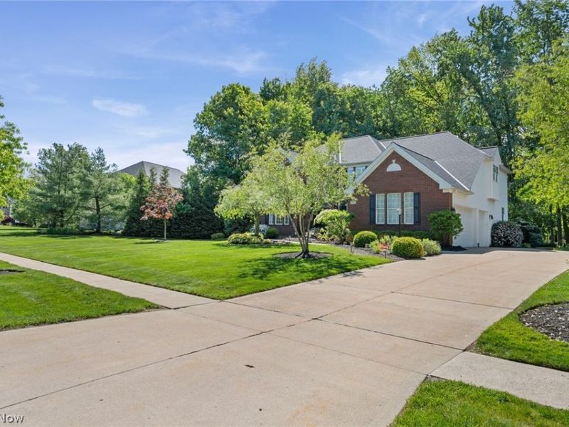 37903 Heron Lane, Avon, OH 44011 Photo 5