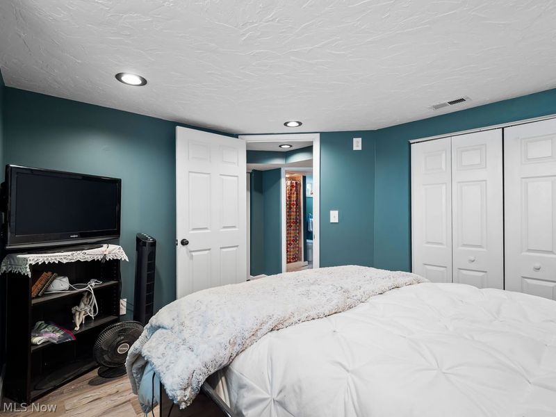 3513 Attica Road , Cleveland, OH 44111 Photo 33