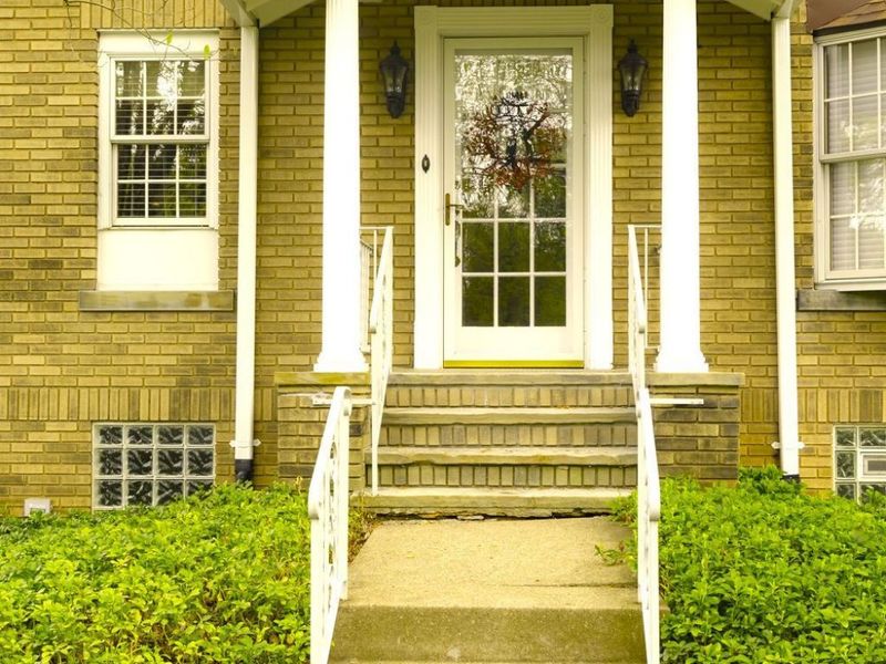 4422 Frazer Avenue NW, Canton, OH 44709 Photo 7