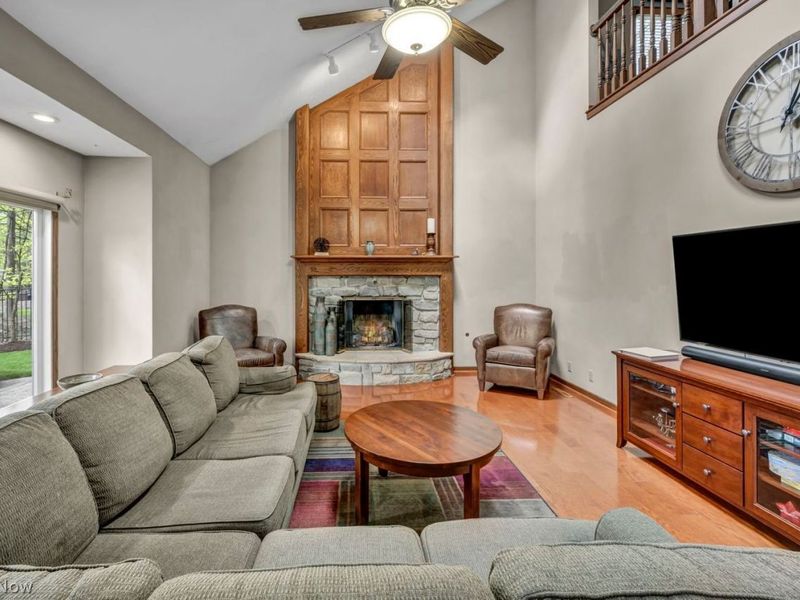 2741 Timberwood Drive , Broadview Heights, OH 44147 Photo 12